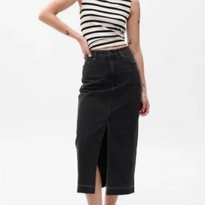 GAP Black Denim Midi Skirt - Raw Hem size 10 no stretch